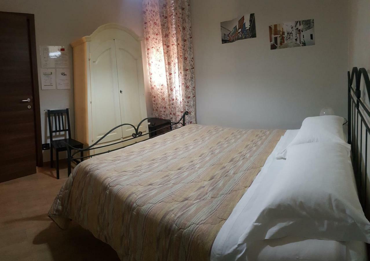 B&B Il Viandante เมซานเย ภายนอก รูปภาพ